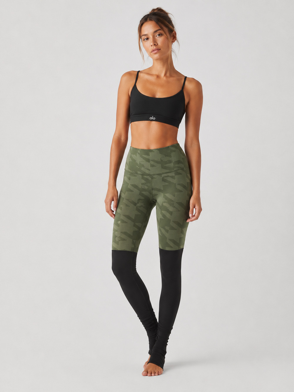 Alo Yoga Women's Size S Green / Black Jungle Goddess Ruched High Rise Legging